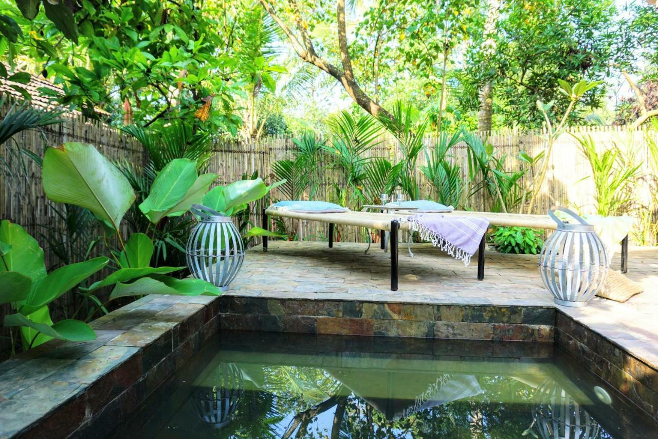 Bed and Breakfast Sunsets And Palm Trees Alappuzha Exterior foto
